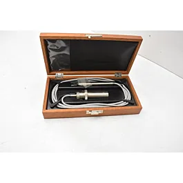 Pré-amplificador de Microfone Bruel & Kjaer 2633