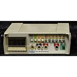 Multímetro Digital Fluke 8010A