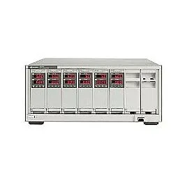 Painel Principal do Sistema de Energia Modular Keysight 66000A