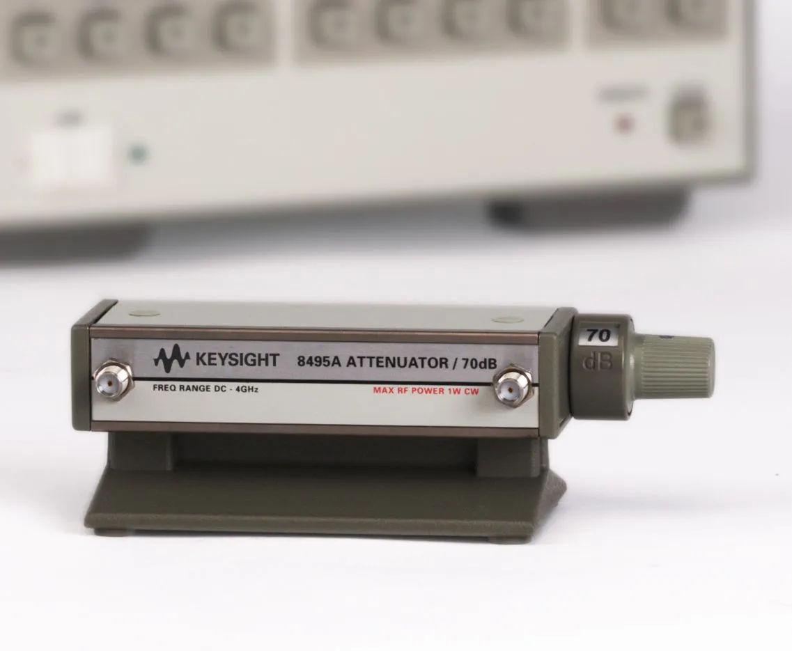 Keysight 8495A Atenuador Manual em Degraus