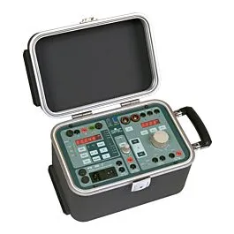 Conjunto de Teste de Relé Monofásico SMC PTE-100-C AC/DC