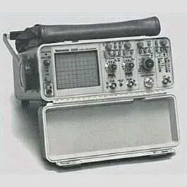Osciloscópio Tektronix 2335 de 2 Canais, 100 MHz