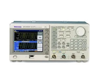 Gerador de Função Arbitrária Tektronix AFG3252C