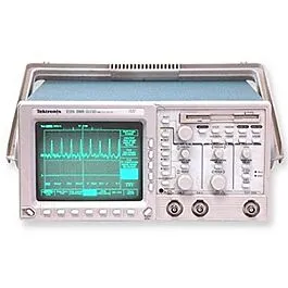 Osciloscópio Tektronix TDS 380