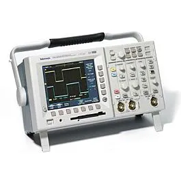 Osciloscópio Digital de Fósforo Tektronix TDS3014B
