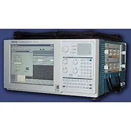 Tektronix TLA 704 Analisador de Lógica Portátil