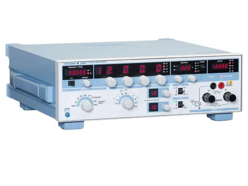 Padrão AC de Tensão e Corrente Yokogawa 2558A
